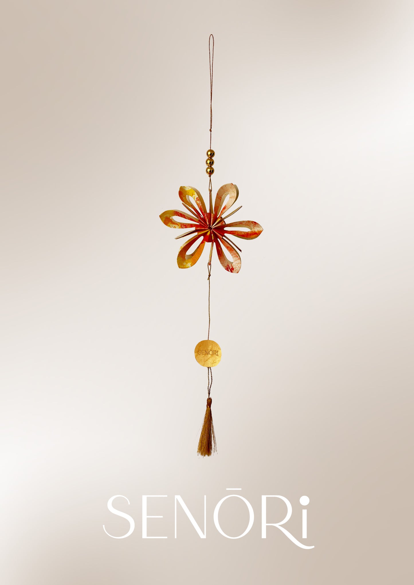 Sparkle Flow – Petal-Shaped Paper Decor Drops